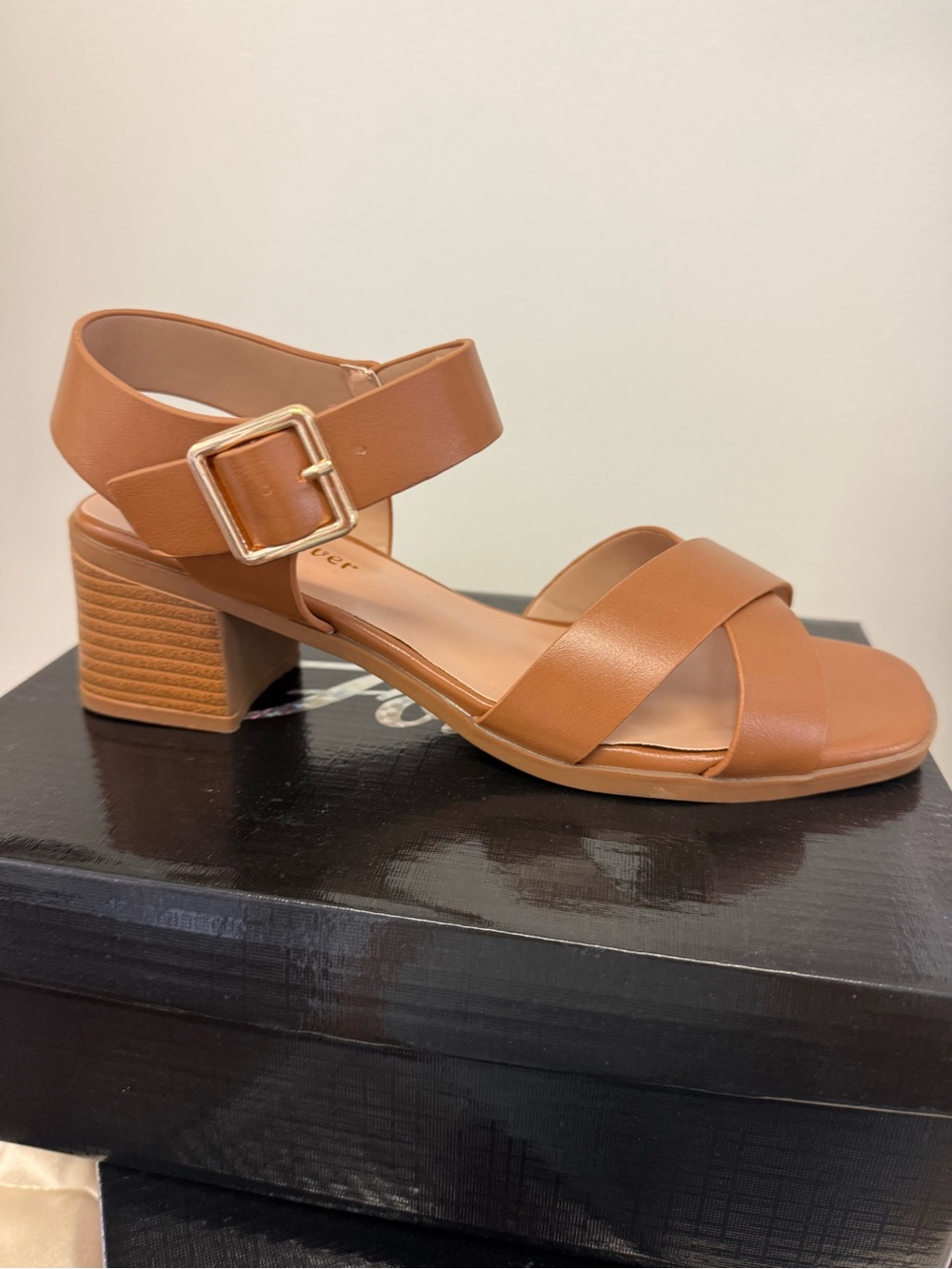 Women’s Forever Link Camel Block Heel Sandals